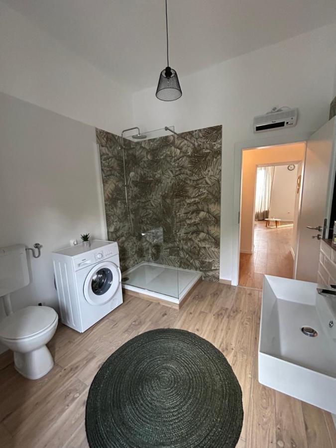 Nina & Lola Apartman Fiume Kültér fotó